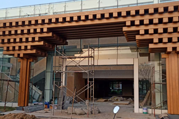 山東省臨沂市蘭山區(qū)白沙埠鎮(zhèn)魯班小鎮(zhèn)鋼結(jié)構(gòu)木紋漆施工項(xiàng)目